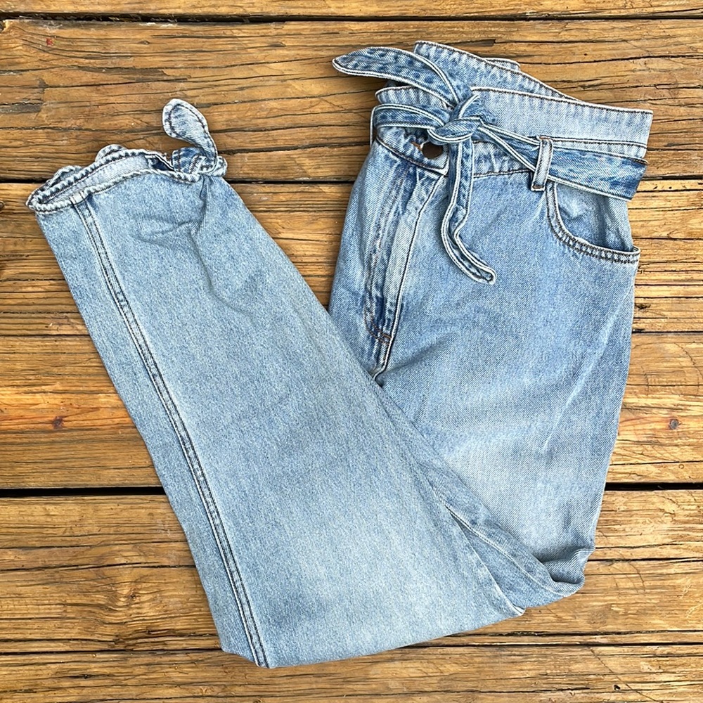 & Other Stories High-Rise Avery Belted Paperbag Jeans